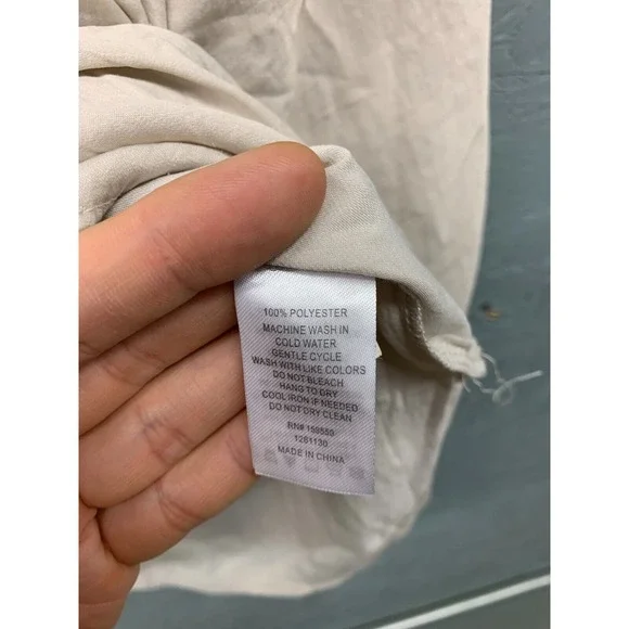 Maison‎ d’Amélie Women’s S Beige V-Neck Lightweight Long Sleeve Blouse Top - Picture 7 of 10